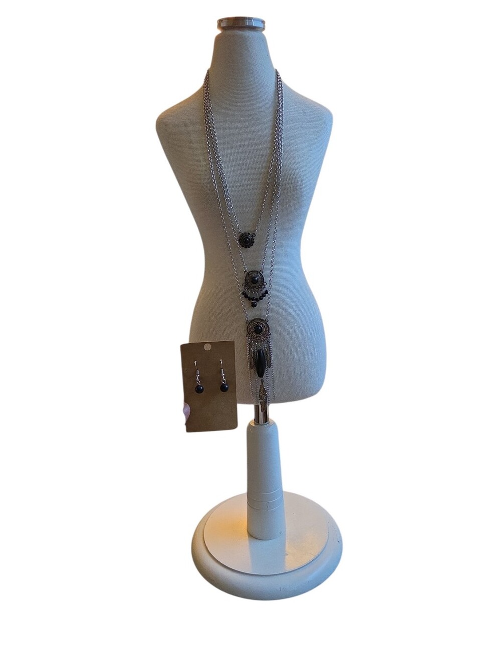 Silver-Tone Multi-Layer Pendant Necklace with Black Accents Jewelry Set